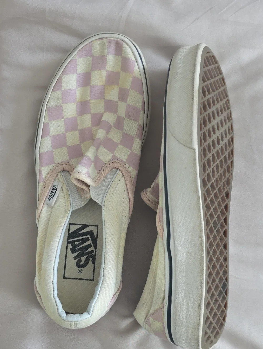 Vans Slip-On Checkerboard in Lavender & Cream